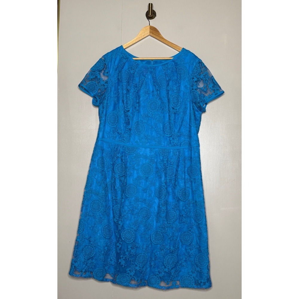 Adrianna Papell Blue Floral Lace Cocktail Dress Plus Size 18W Short Sleeve Knee - Picture 2 of 9